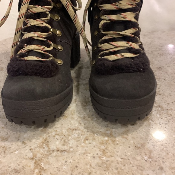 NWOT SEE BY CHLOÉ Eileen leather Lace-Up Shearling-Lined Hiking Boots Size 10.5 - Picture 9 of 15